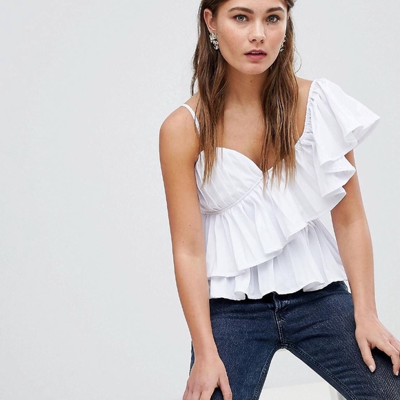 boohoo ruffle top